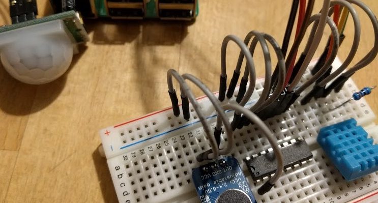 Closeup Raspberry Pi und Steckplatine, Realtime-Dashboards für das Internet of Things